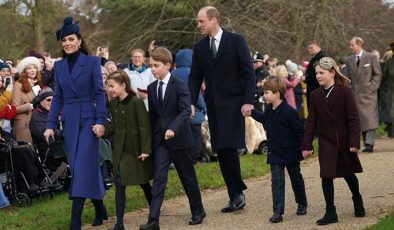 Dosta düşmana gövde gösterisi yaptılar.. Eski eşler bile oradaydı… Fazladan bir çocuk daha!