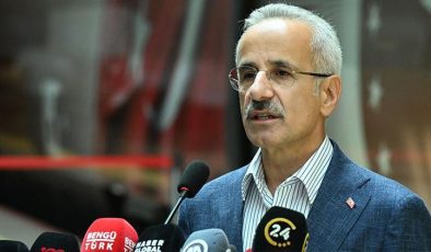 İskenderun Limanı’nın bir rıhtımı daha gemi trafiğine açıldı