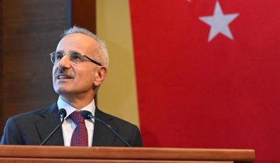 Bakan Uraloğlu: Dünyanın yakıtı veri, motoru yapay zeka