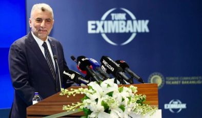 Bakan Bolat: Eximbank’ın sermayesi 35.7 milyar liraya çıkarıldı