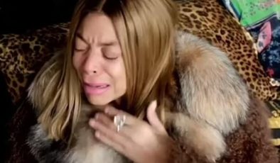 Onca şöhretten geriye kalan… Yastığına sarılıp ağladı.. Ne arkadaşım var ne param