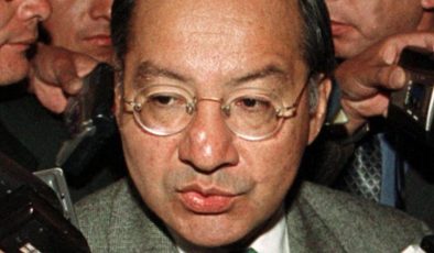 ABD’li eski diplomat suçunu kabul etti! 40 yıldan uzun süre Küba için casusluk yapmış