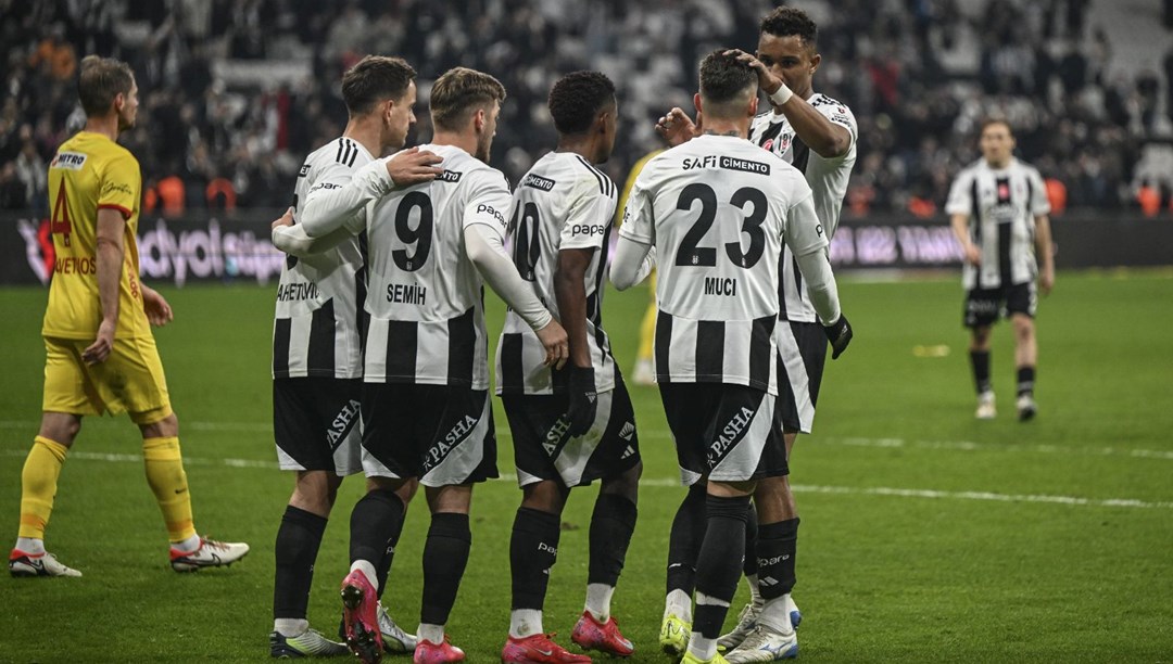 Beşiktaş’a hem övgü hem eleştiri: “Solskjaer kendi gençliğini görüyor”